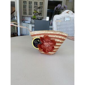 NWT Straw Change Purse